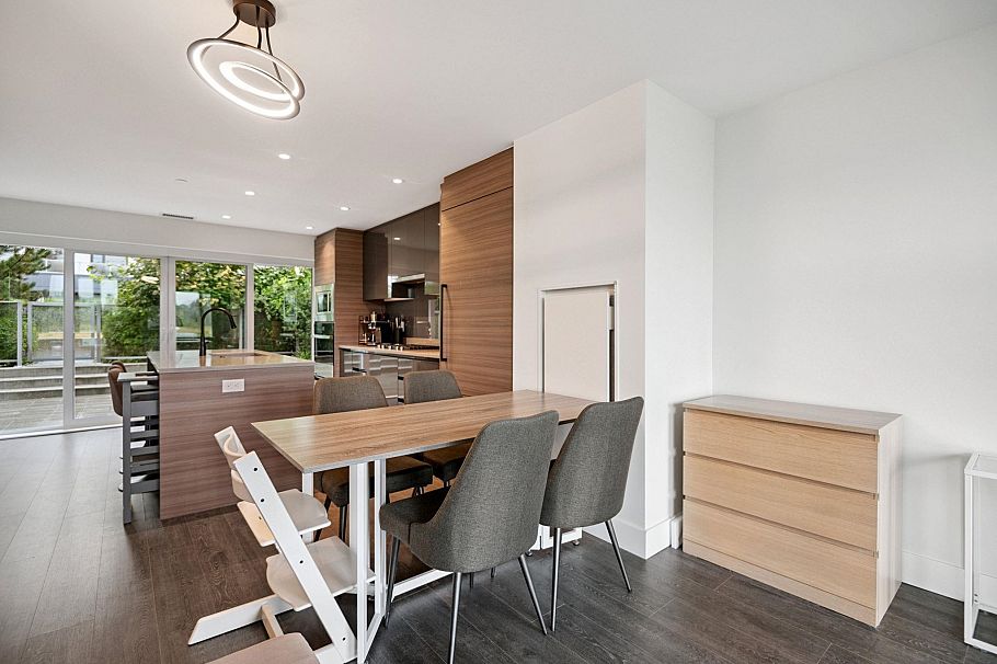 6 8589 Rivergrass Drive Vancouver, BC - 4