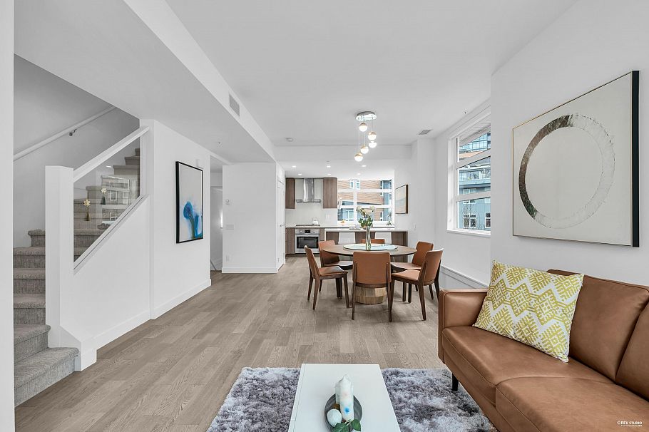 227 2060 Curling Road North Vancouver, BC - 6