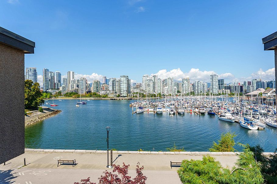 774 Millbank Vancouver, BC - 3