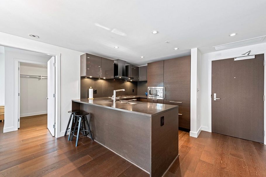 602 1561 W 57th Avenue Vancouver, BC - 7