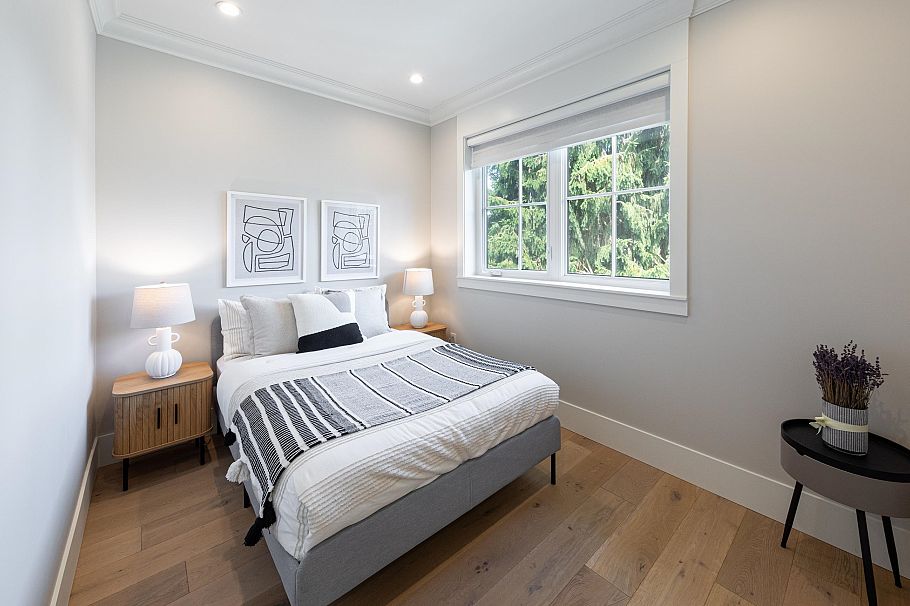 4089 W 19th Avenue Vancouver, BC - 25