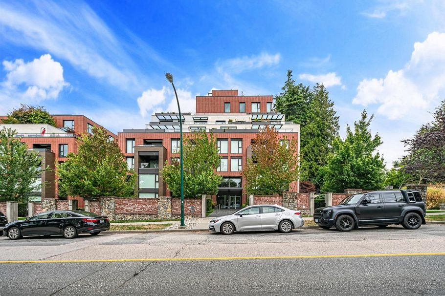 602 1561 W 57th Avenue Vancouver, BC - 1