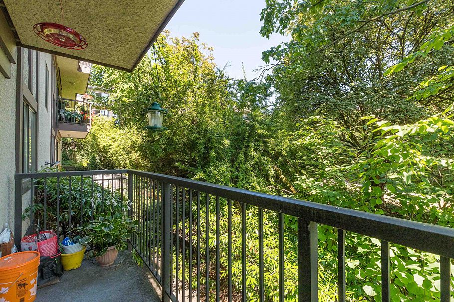 104 252 W 2nd Street North Vancouver, BC - 24