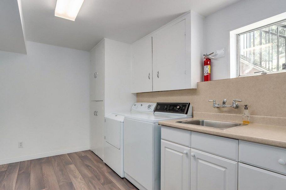 893 Huntingdon Crescent North Vancouver, BC - 23