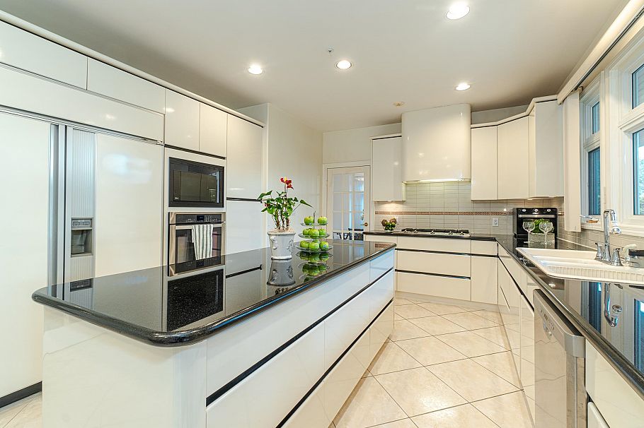 6787 Montgomery Street Vancouver, BC - 17