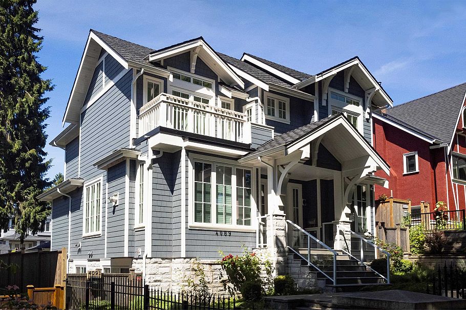 4089 W 19th Avenue Vancouver, BC - 4