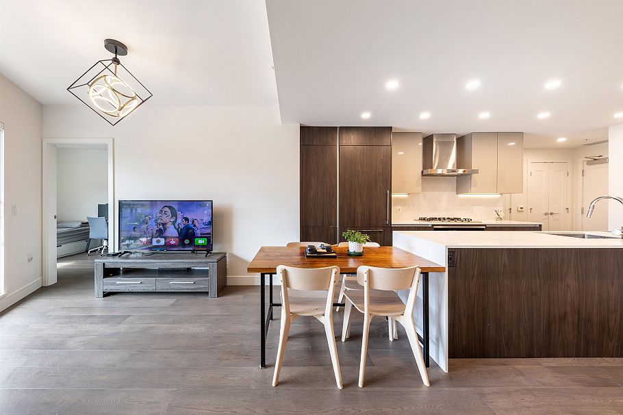 202 477 W 59th Avenue Vancouver, BC - 11