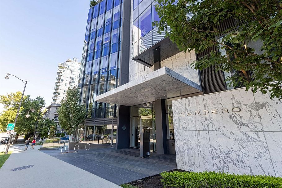 1701 620 Cardero Street Vancouver, BC - 2