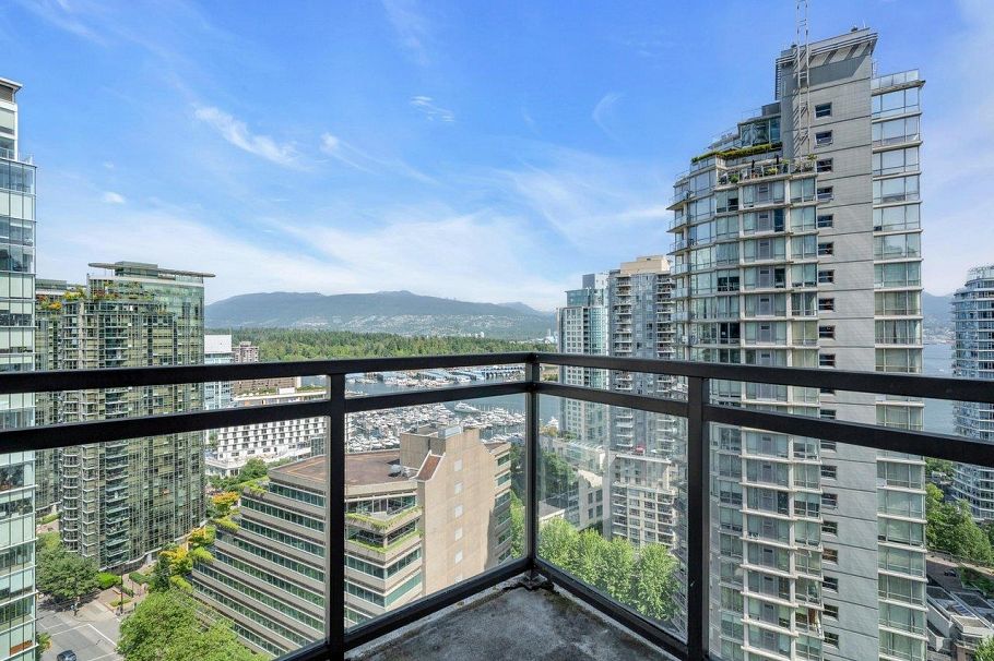 1905 1211 Melville Street Vancouver, BC - 39