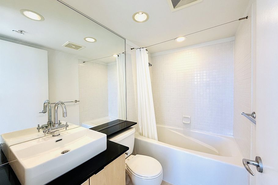 904 989 Beatty Street Vancouver, BC - 14