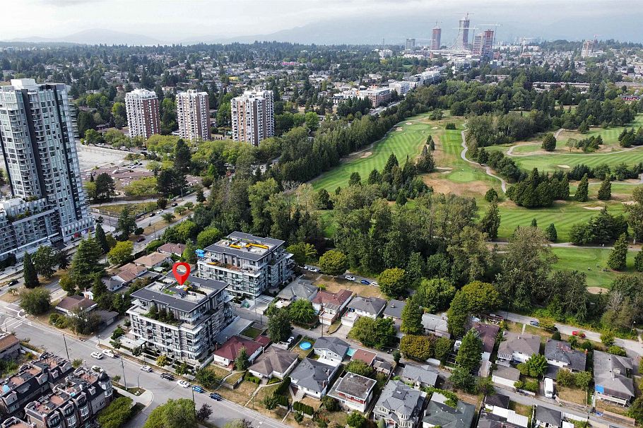 202 477 W 59th Avenue Vancouver, BC - 37