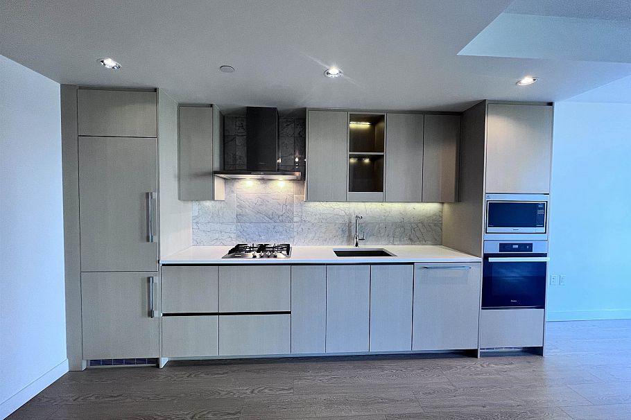 683 87 Nelson Street Vancouver, BC - 18