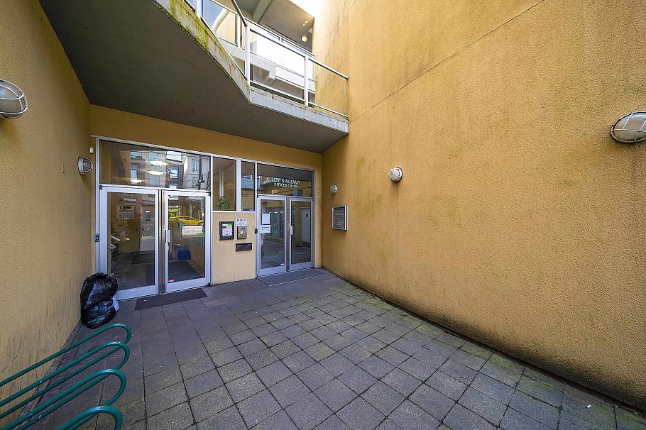 416 2238 Kingsway Vancouver, BC - 3