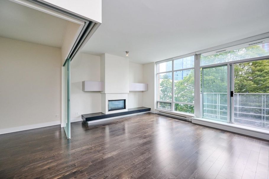 301 535 Smithe Street Vancouver, BC - 5
