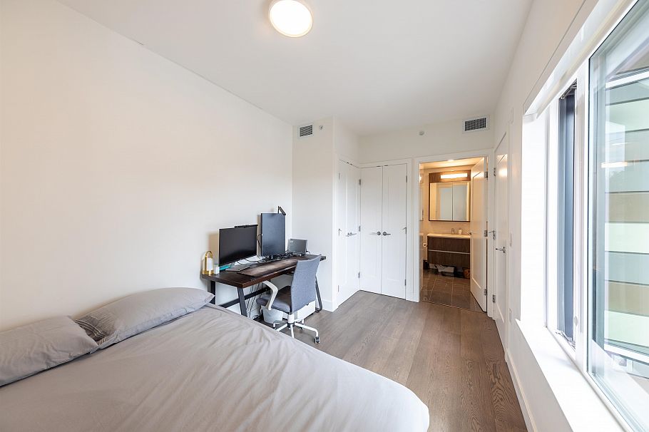 202 477 W 59th Avenue Vancouver, BC - 19