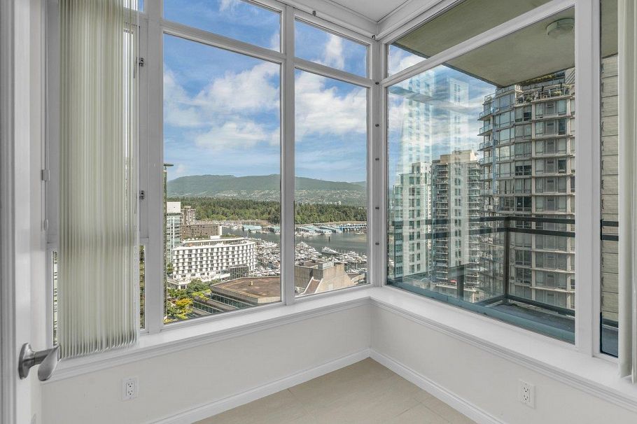 1905 1211 Melville Street Vancouver, BC - 15