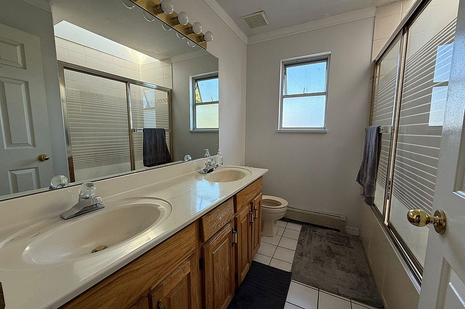 1288 E 59th Avenue Vancouver, BC - 33