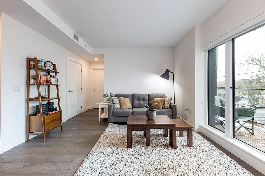 202 477 W 59th Avenue Vancouver, BC - 16