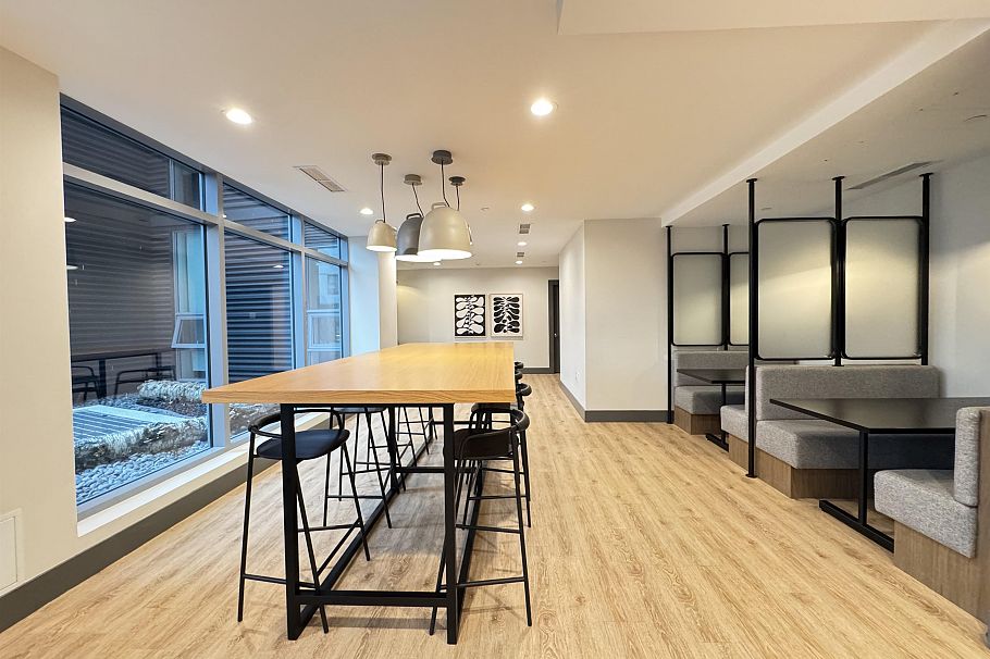 902 3430 E Kent Avenue South Vancouver, BC - 3