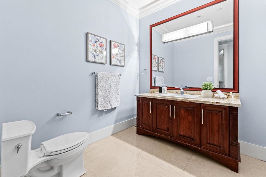 1030 W 33rd Avenue Vancouver, BC - 16