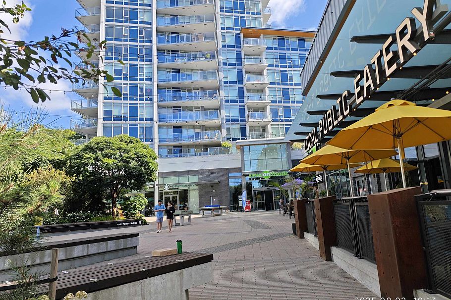 902 3430 E Kent Avenue South Vancouver, BC - 25