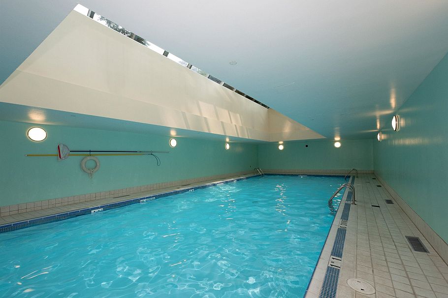 1703 198 Aquarius Mews Vancouver, BC - 25