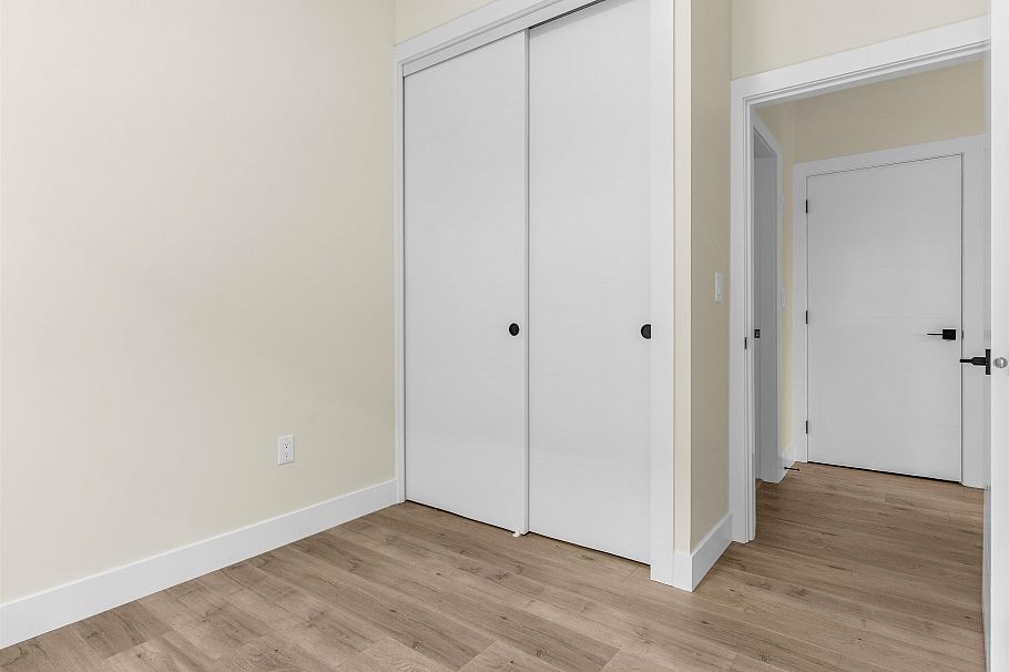 1 5221 Clarendon Street Vancouver, BC - 26