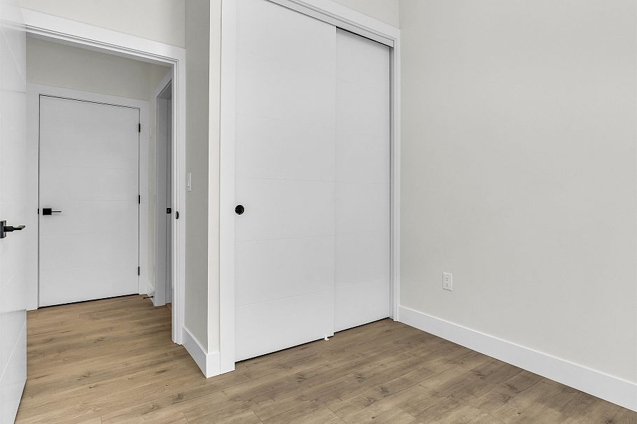 2 5221 Clarendon Street Vancouver, BC - 21