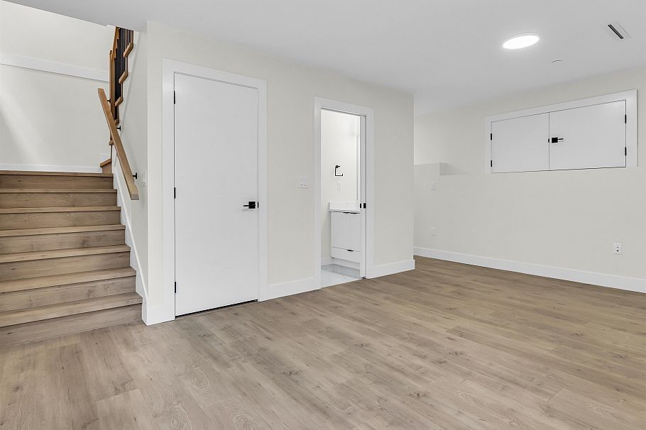 2 5221 Clarendon Street Vancouver, BC - 23