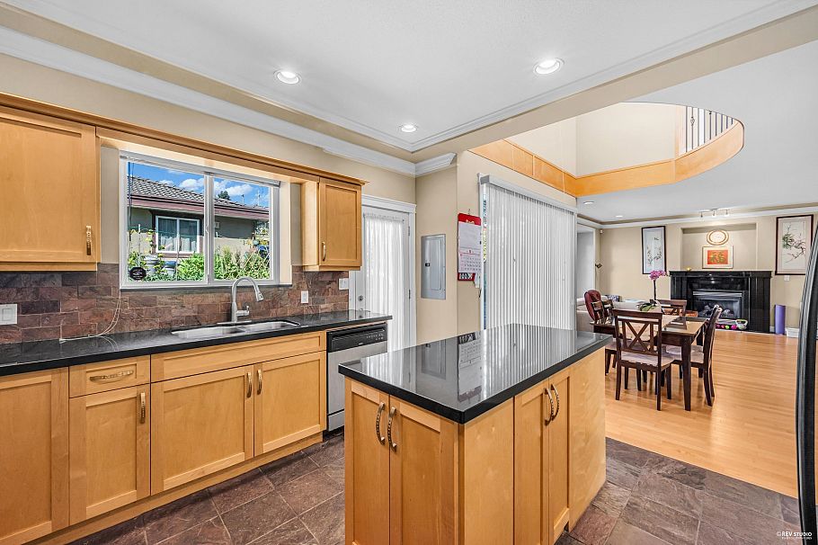 648 E 3rd Street North Vancouver, BC - 15