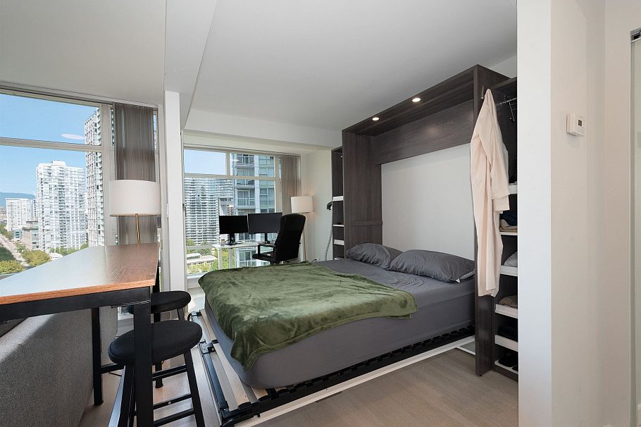 1703 198 Aquarius Mews Vancouver, BC - 14