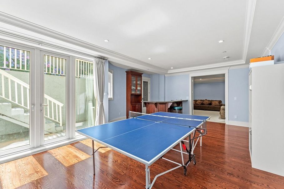 1030 W 33rd Avenue Vancouver, BC - 27