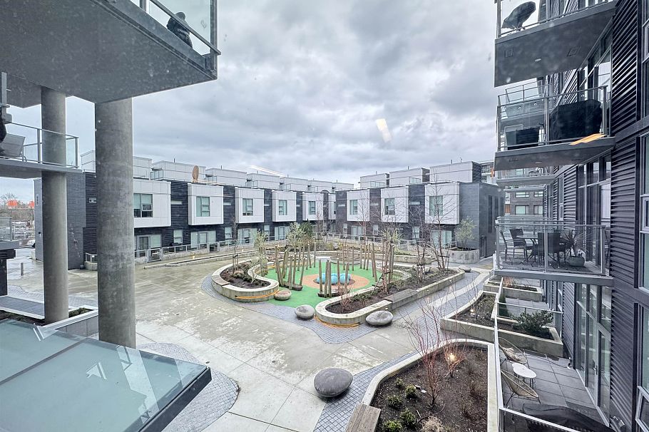 902 3430 E Kent Avenue South Vancouver, BC - 19