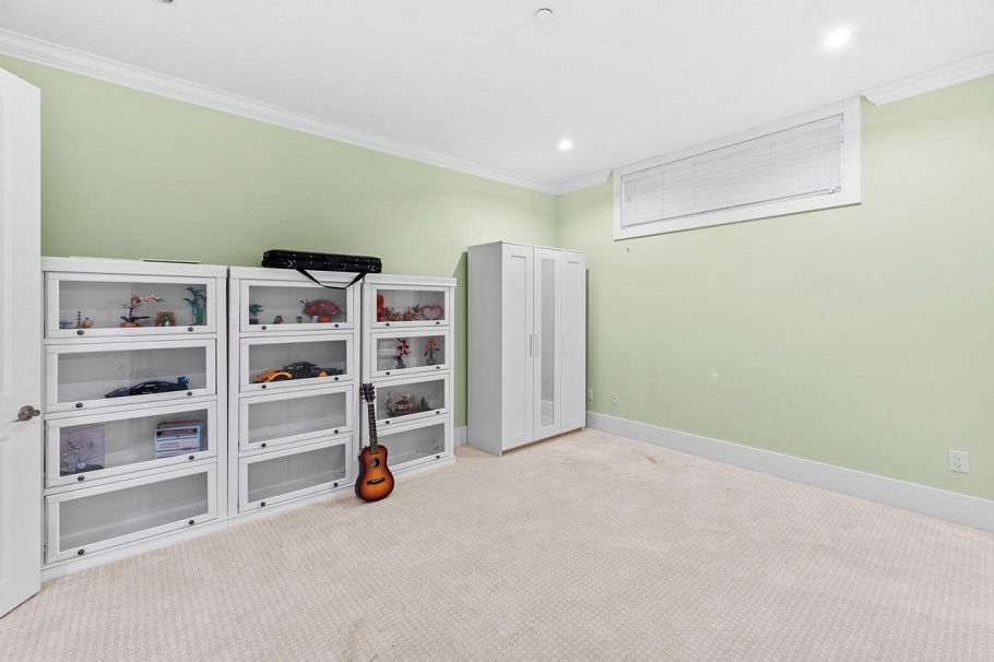 1030 W 33rd Avenue Vancouver, BC - 30