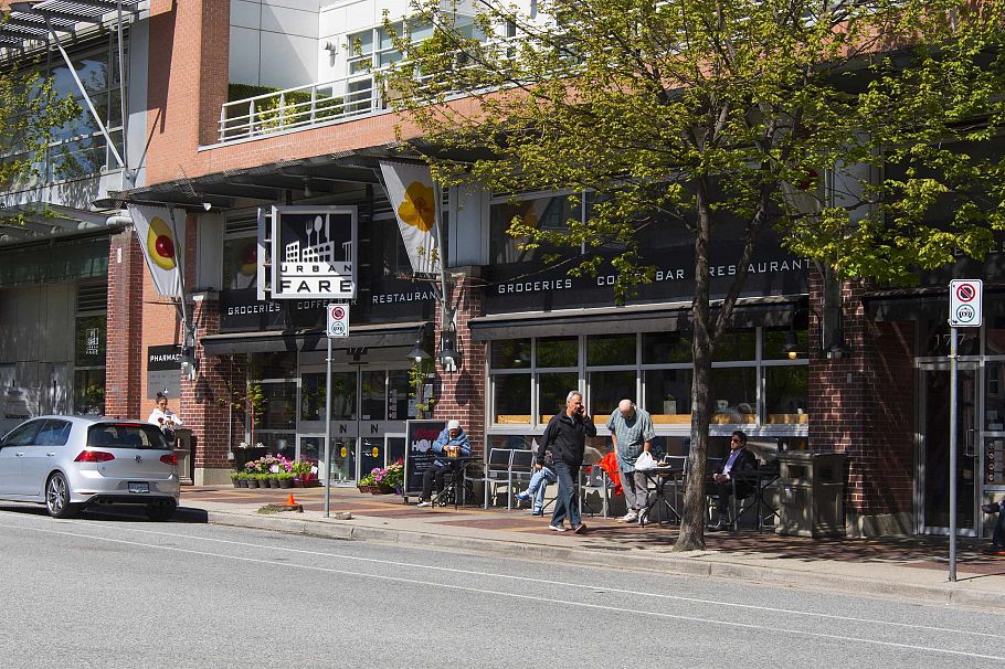 1703 198 Aquarius Mews Vancouver, BC - 38