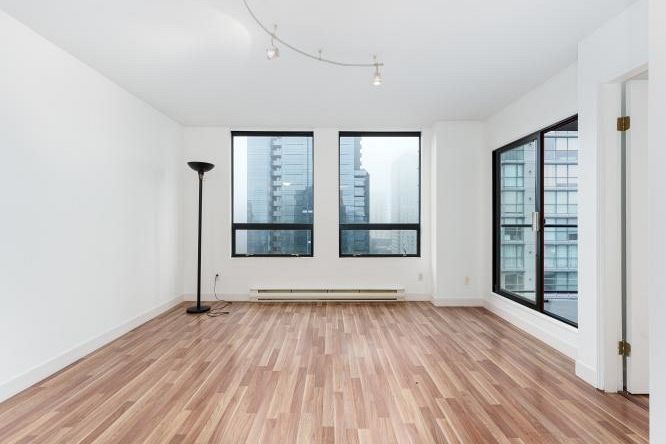 1505 811 Helmcken Street Vancouver, BC - 2