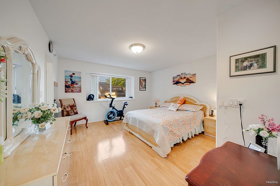 3436 Cambridge Street Vancouver, BC - 8