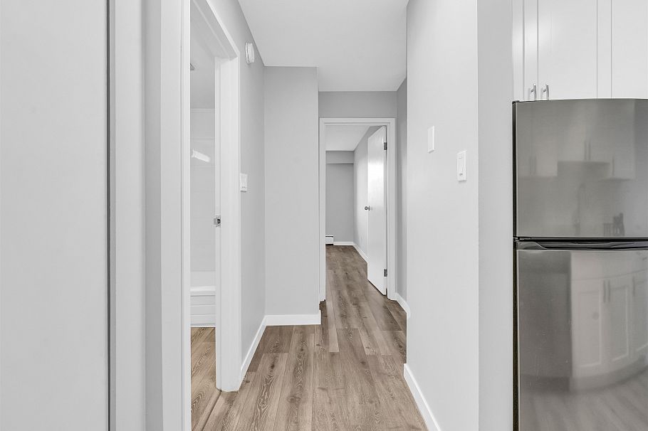 106 252 W 2nd Street North Vancouver, BC - 30