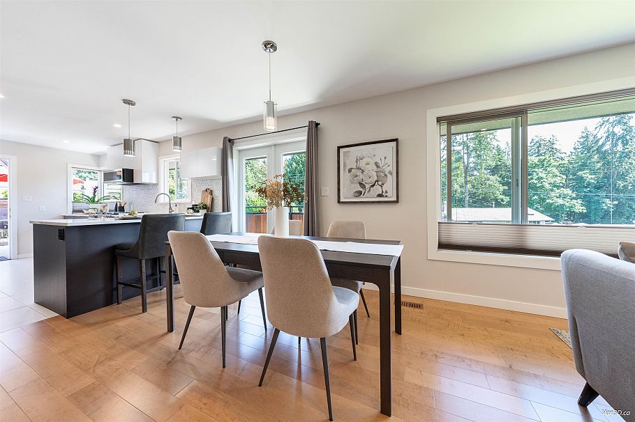 949 Hartford Place North Vancouver, BC - 28