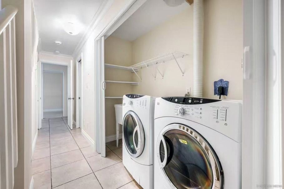 4570 W 13th Avenue Vancouver, BC - 18