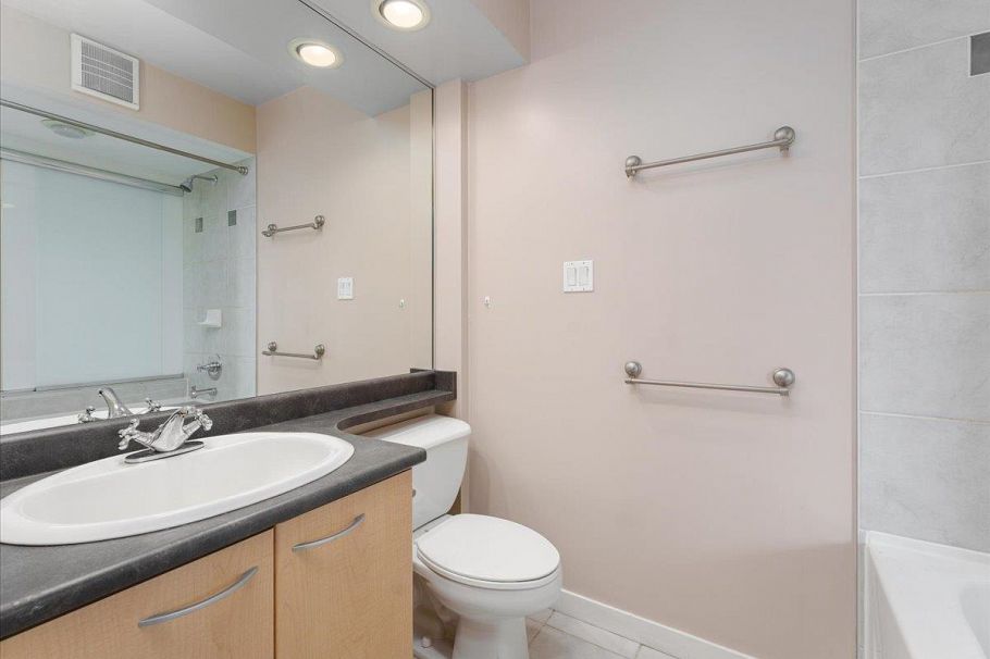 1406 989 Richards Street Vancouver, BC - 11