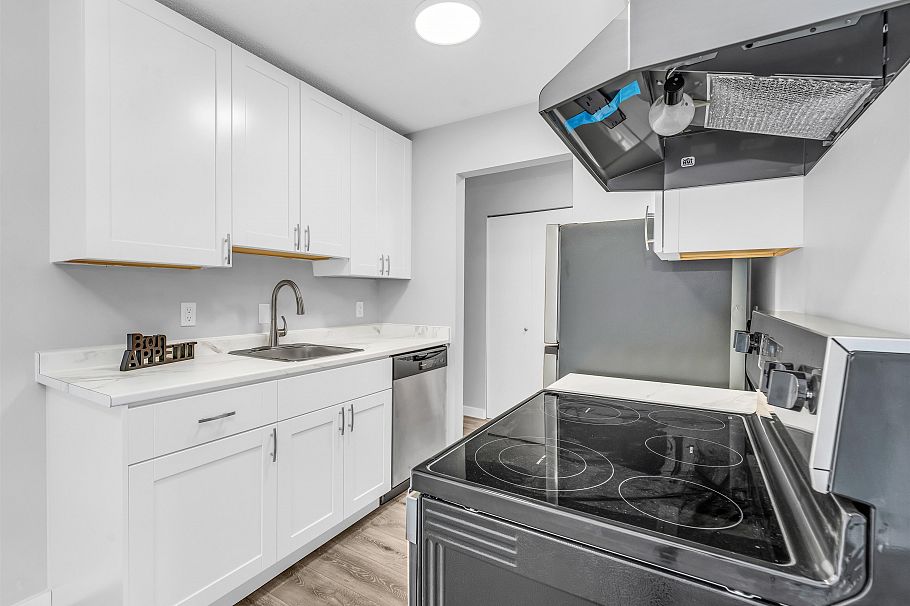 106 252 W 2nd Street North Vancouver, BC - 17