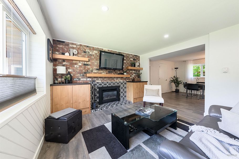 949 Hartford Place North Vancouver, BC - 18