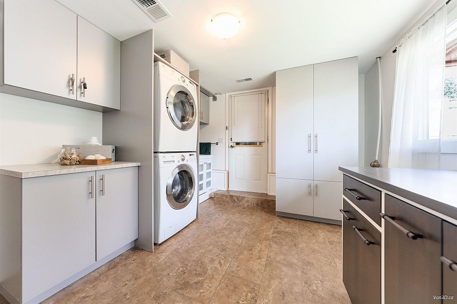 949 Hartford Place North Vancouver, BC - 21