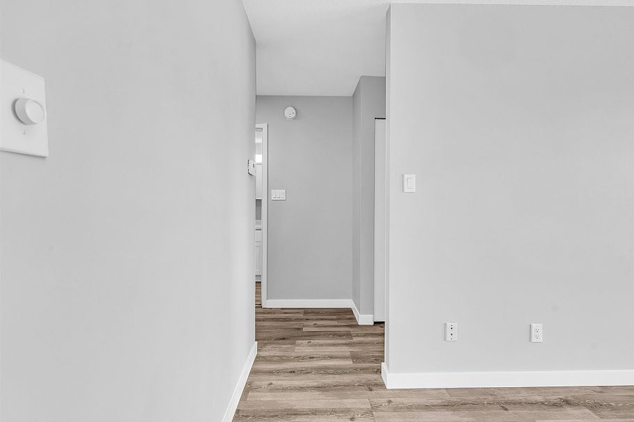 106 252 W 2nd Street North Vancouver, BC - 19