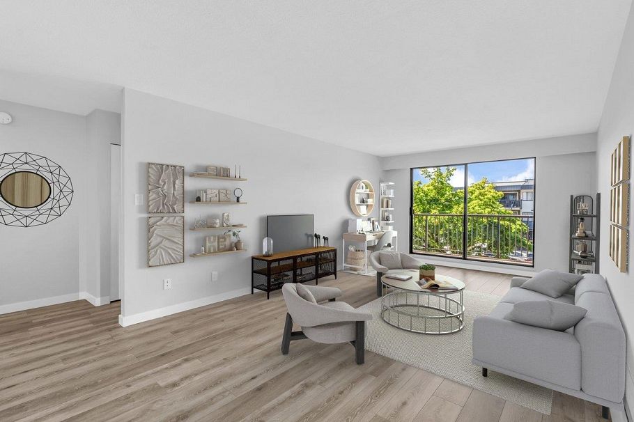 106 252 W 2nd Street North Vancouver, BC - 1