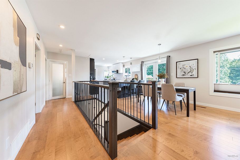 949 Hartford Place North Vancouver, BC - 26