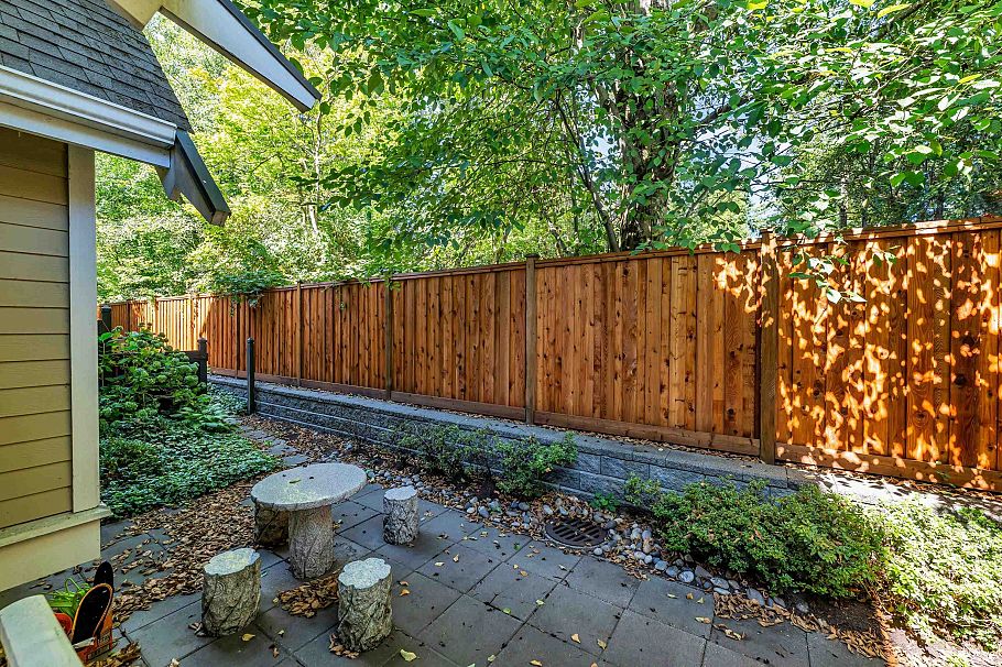 7401 Columbia Street Vancouver, BC - 29