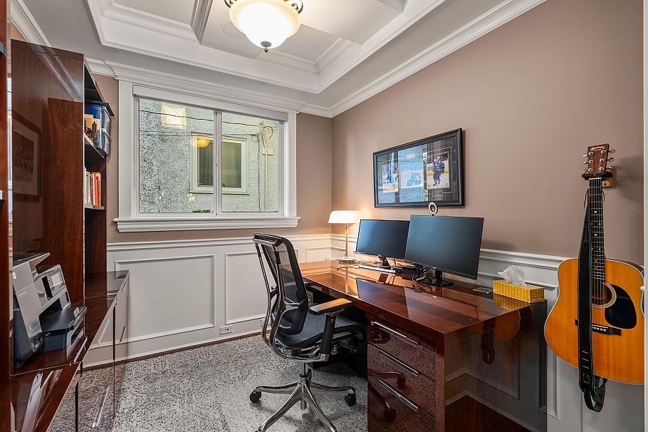 452 Tempe Crescent North Vancouver, BC - 22