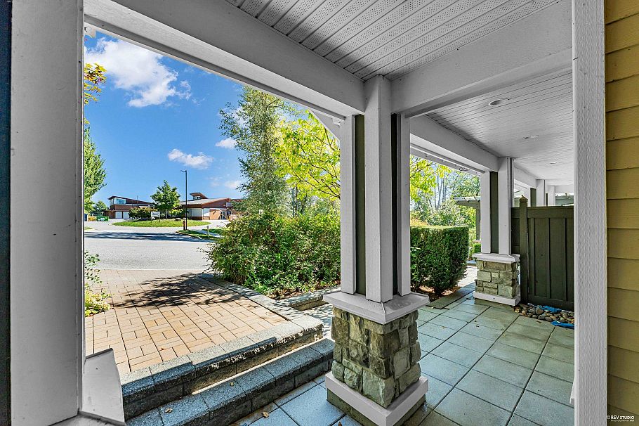 7401 Columbia Street Vancouver, BC - 27